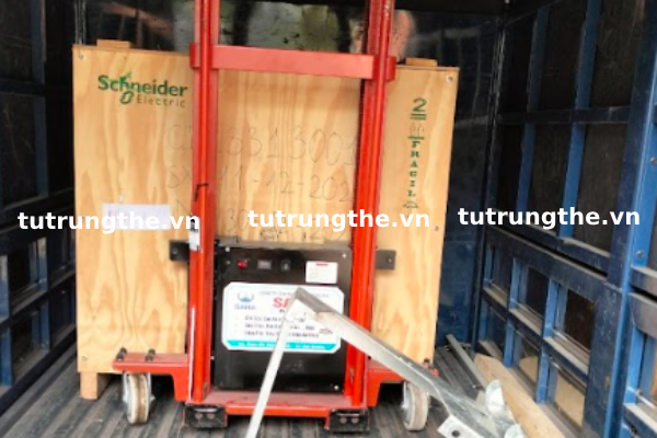 Cung ứng Recloser Schneider giá tốt