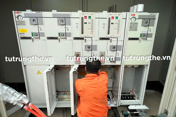 Lắp đặt tủ RMU ABB Safeplus