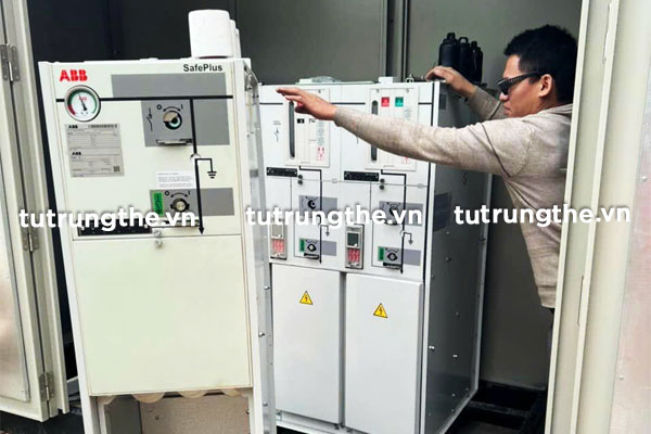 Ghép ngăn tủ RMU ABB Safeplus